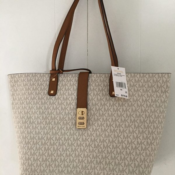 MICHAEL Michael Kors Vanilla/Acorn Karson Carry All Tote – Large