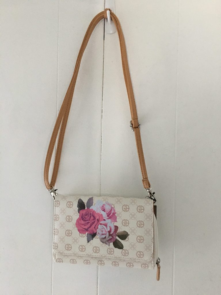 BAG-0041-scaled