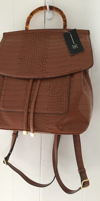 Inc Daizzee Bangle Backpack – Pecan Croco/Gold